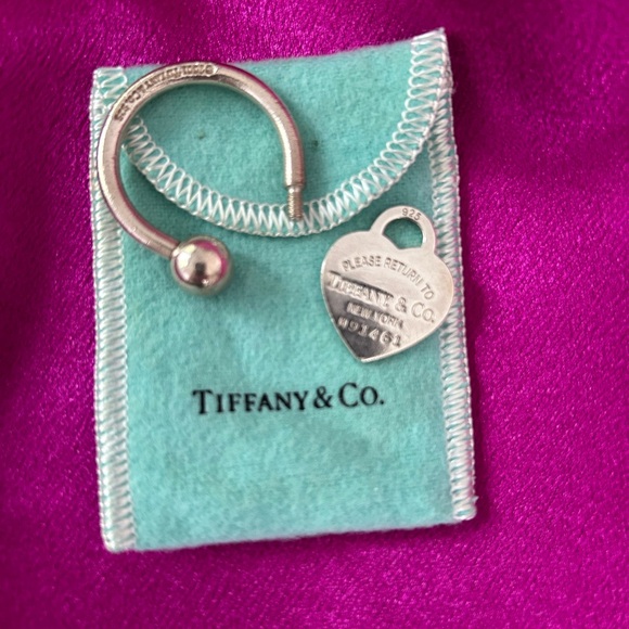 Tiffany Heart Tag Keyring - missing screwball - Picture 4 of 5